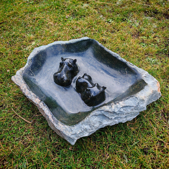 Vogeltränke Hippo Unikat #151 Künstler: Timothy Rukodzi
