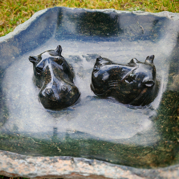 Vogeltränke Hippo Unikat #151 Künstler: Timothy Rukodzi