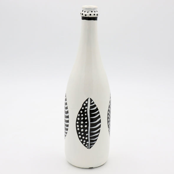 Upcycling Flasche aus Glas. Interior Dekoration Vase Kerzenstaender Raeucherstaebchen Duftstaebchen. Handgearbeitete Unikate.