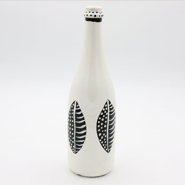 Upcycling Flasche aus Glas. Interior Dekoration Vase Kerzenstaender Raeucherstaebchen Duftstaebchen. Handgearbeitete Unikate.