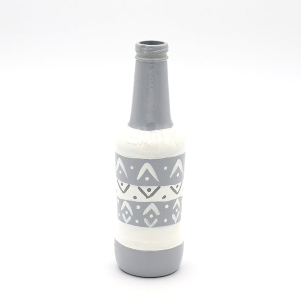 Upcycling Flasche aus Glas. Interior Dekoration Vase Kerzenstaender Raeucherstaebchen Duftstaebchen. Handgearbeitete Unikate.