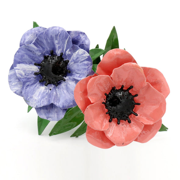 Anemone Blume aus Recycling Metall. Dekoration für Haus und Garten.