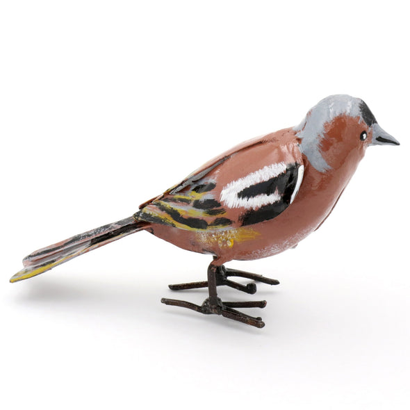 Buchfink Vogel aus Recycling Metall. Dekoration für Haus und Garten.