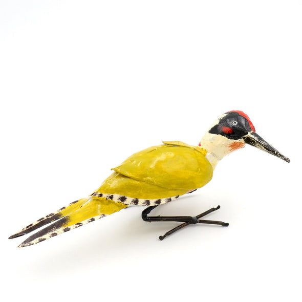 Grünspecht Vogel aus Recycling Metall. Dekoration für Haus und Garten.