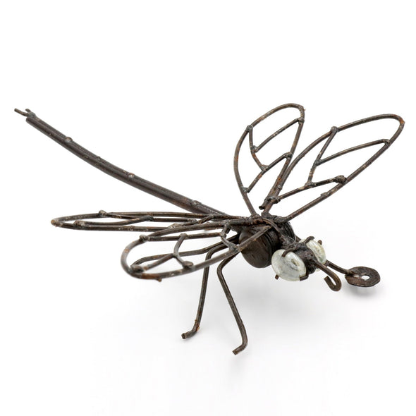 Libelle aus Recycling Metall. Dekoration für Haus und Garten.