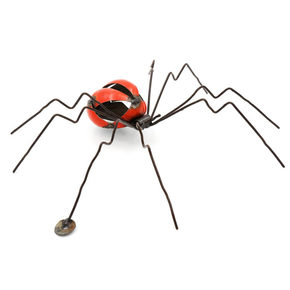 Spinne aus Recycling Metall. Dekoration für Haus und Garten.