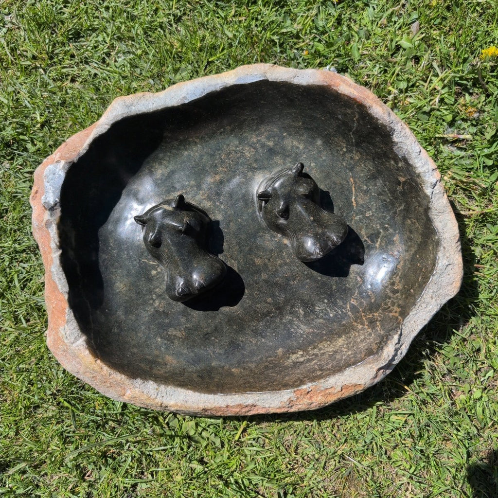 Vogeltränke Hippo Unikat #151 Künstler: Timothy Rukodzi