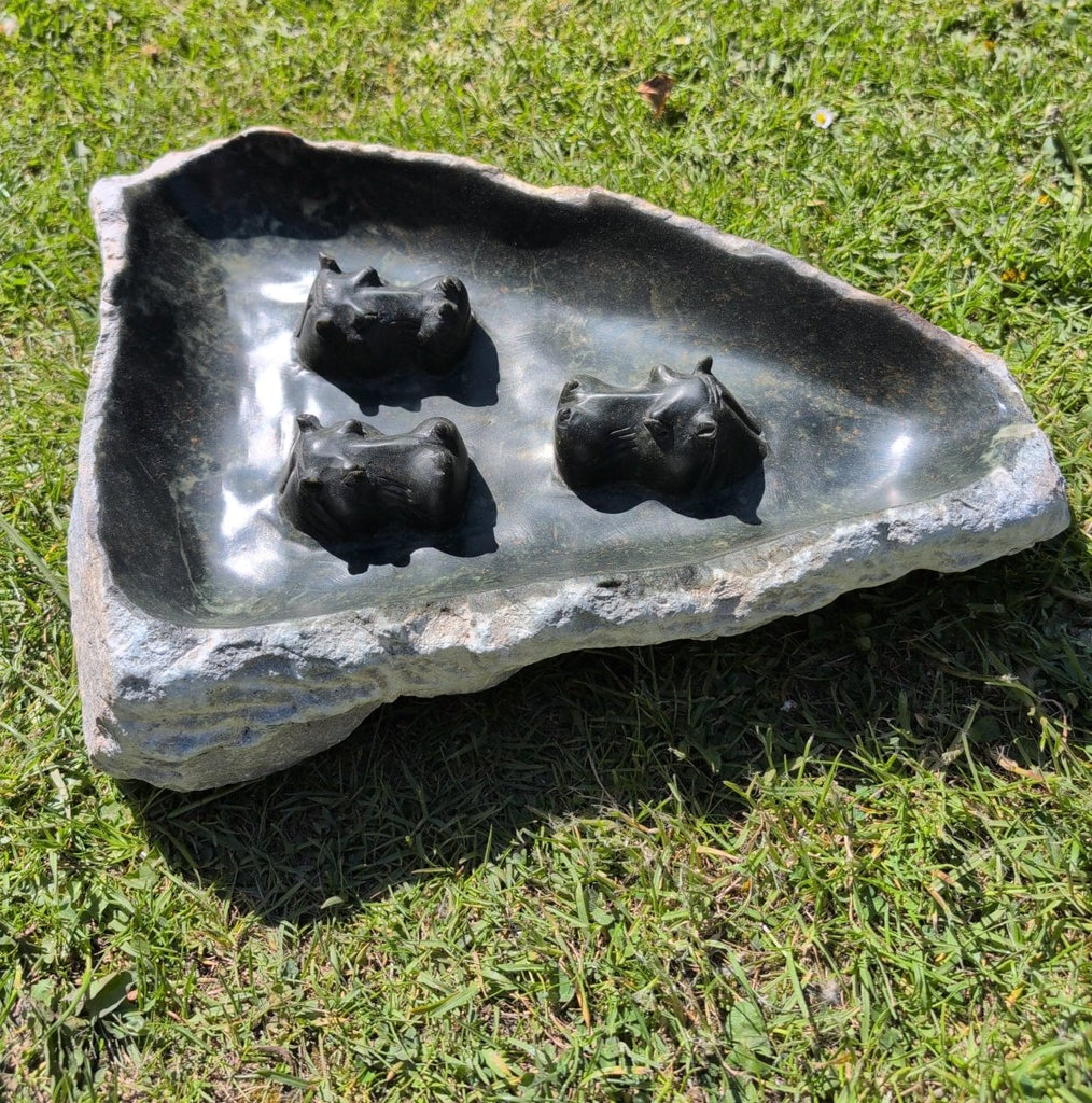 Vogeltränke Hippo Unikat #333 Künstler: Timothy Rukodzi