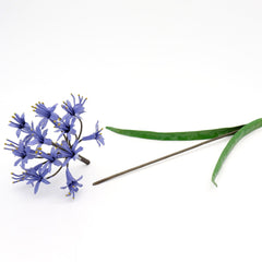 Agapanthus Schmucklilie Blume aus Recycling Metall.. Dekoration für Haus und Garten.