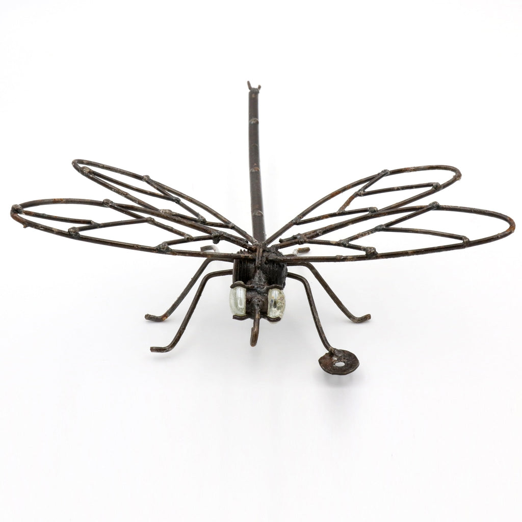 Libelle aus Recycling Metall. Dekoration für Haus und Garten.