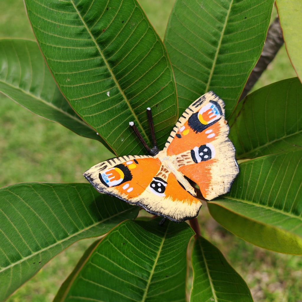 Schmetterling aus Recycling Metall. Dekoration für Haus und Garten.