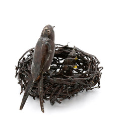 Schwalbennest Vogel aus Recycling Metall. Dekoration für Haus und Garten.