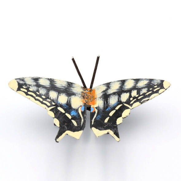 Schwalbenschwanz Schmetterling aus Recycling Metall. Dekoration für Haus und Garten.